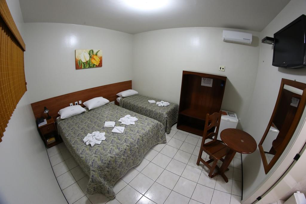 Hotel Poyares フォルタレザ エクステリア 写真