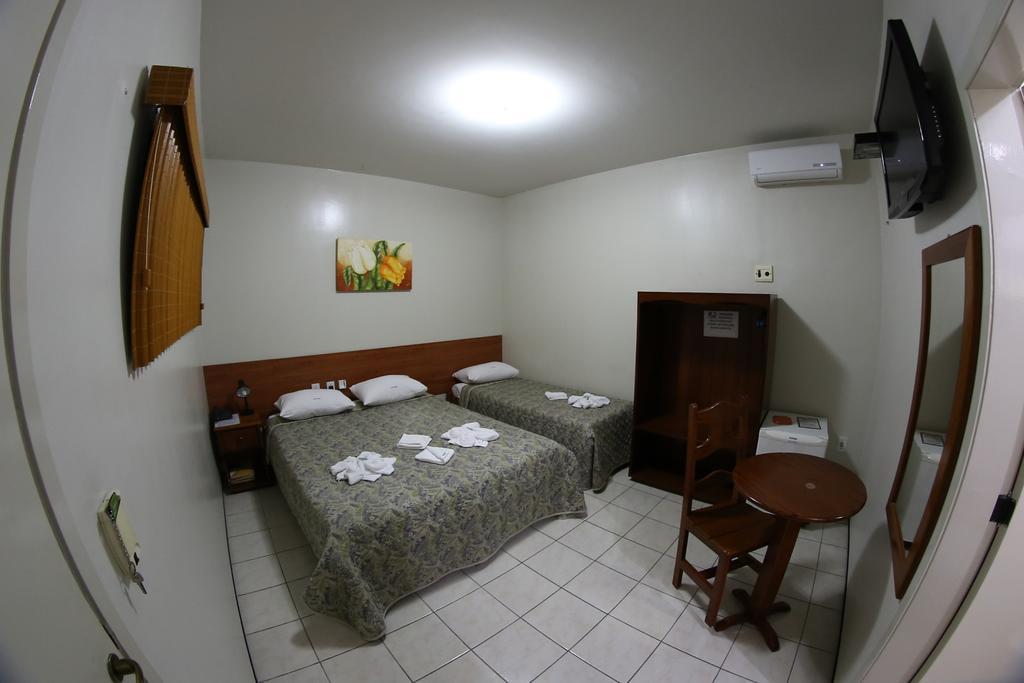 Hotel Poyares フォルタレザ エクステリア 写真